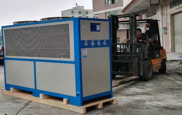 注塑模具循環(huán)冷水機